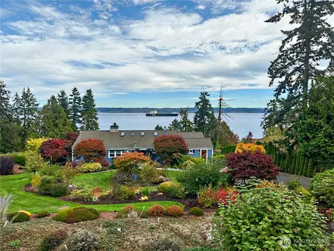 21322 NE President Point Rd, Kingston, WA 98346