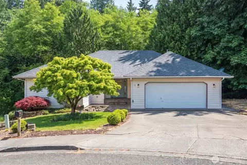 8 Ammons Ln, Longview, WA 98632