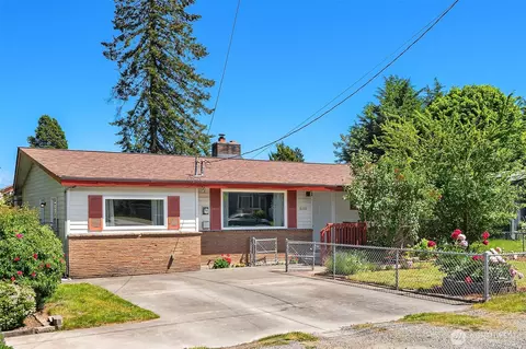 16022 11th Ave SW, Burien, WA 98166