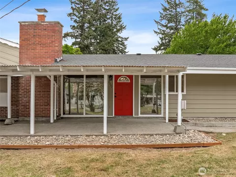 2231 Eastview Ave NE, Bremerton, WA 98310
