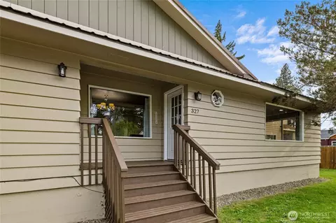 327 Lincoln St, Cle Elum, WA 98922