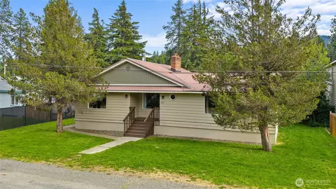 327 Lincoln St, Cle Elum, WA 98922