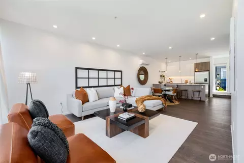 2251 14th Ave W #C, Seattle, WA 98119