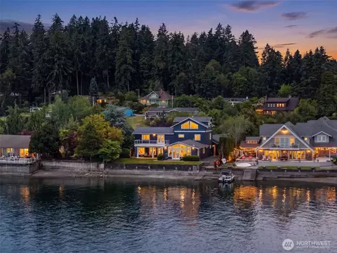 2815 Moorelands Dr NW, Gig Harbor, WA 98335