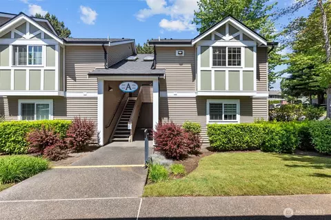 26005 106th Pl SE #206, Kent, WA 98030