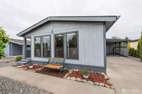 325 N 5th Ave #10, Sequim, WA 98382