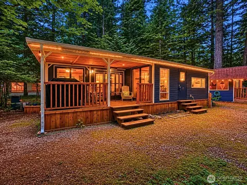 160 3 Big River Blvd E, Deming, WA 98244