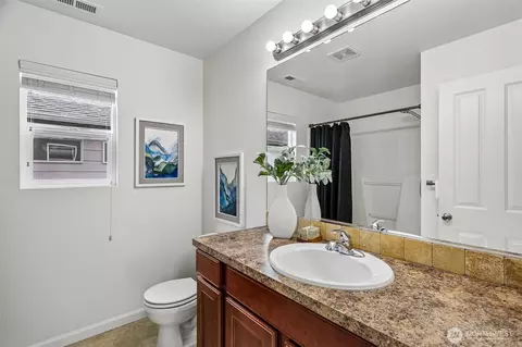 Bath - 3028 183rd Pl SE, Bothell, WA 98012 photo 3 of 3