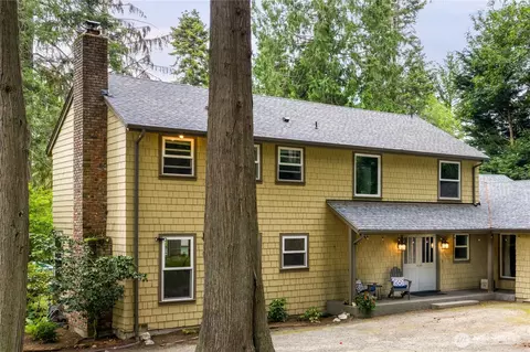 15104 Sunrise Dr NE, Bainbridge Island, WA 98110