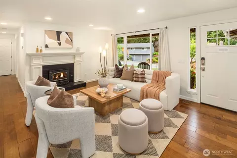 17371 NE 160th St, Woodinville, WA 98072