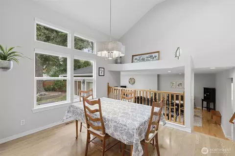 Dining - 17747 89th Ct NE, Bothell, WA 98011 photo 1 of 2
