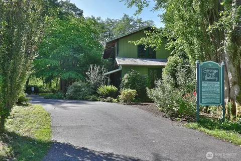 919 3rd St, Langley, WA 98260