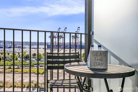 590 1st Ave S #603, Seattle, WA 98104