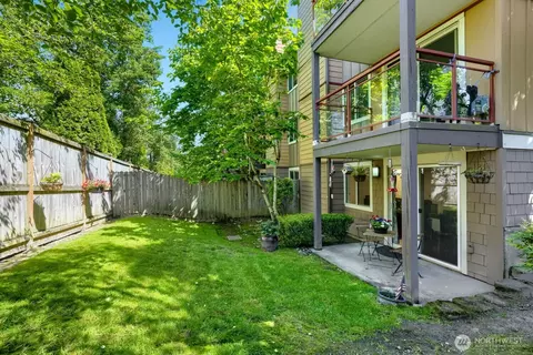 8240 126th Ave NE #A101, Kirkland, WA 98033