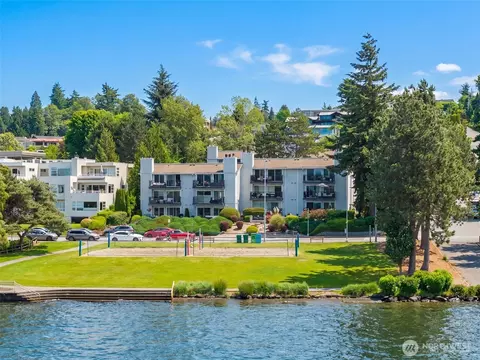 10110 NE 60th St #101, Kirkland, WA 98033