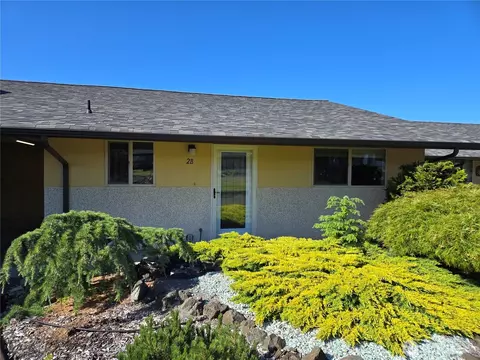 Exterior - 1301 S 3rd Ave #2B, Sequim, WA 98382 photo 1 of 10