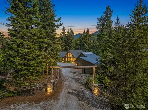 2220 Riffle Dr, Leavenworth, WA 98826