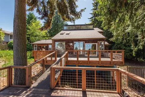1603 E 5th St, Port Angeles, WA 98362