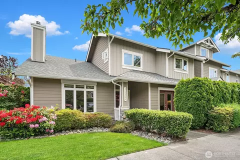 35225 SE Sequoia Pl UNIT A, Snoqualmie, WA 98065
