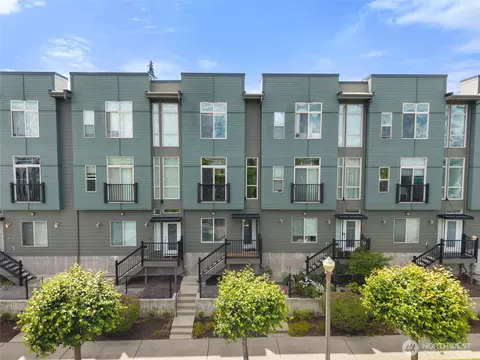 2136 S G St, Tacoma, WA 98405
