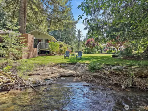 24416 SE 246th St, Maple Valley, WA 98038