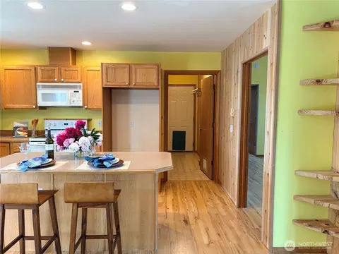 Kitchen - 181 Duke Dr, Sequim, WA 98382 photo 3 of 3