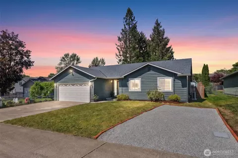 19750 SE 263rd Pl, Covington, WA 98042