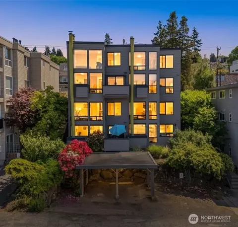 2831 14th Ave W #2, Seattle, WA 98119