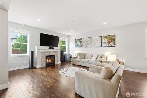 Living - 17812 33rd Ave SE #29, Bothell, WA 98012 photo 1 of 1