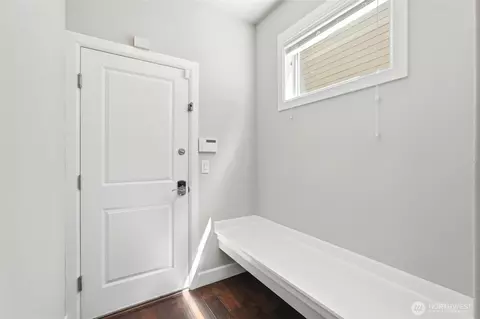 Entry Way - 17812 33rd Ave SE #29, Bothell, WA 98012 photo 1 of 3