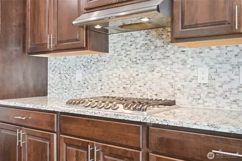 Kitchen - 17812 33rd Ave SE #29, Bothell, WA 98012 photo 4 of 5