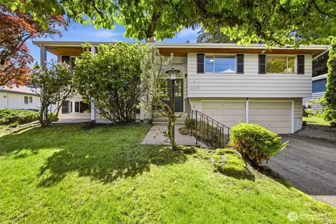 19906 83rd Pl W, Edmonds, WA 98026