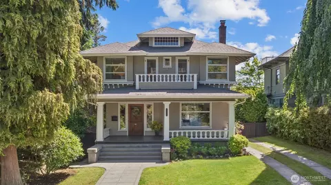 938 18th Ave E, Seattle, WA 98112