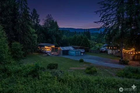 36153 Cape Horn Rd, Hamilton, WA 98284
