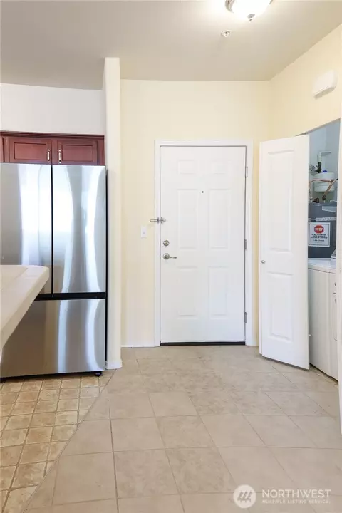 Entry Way - 14915 38th Dr SE #FF3022, Bothell, WA 98012 photo 1 of 3