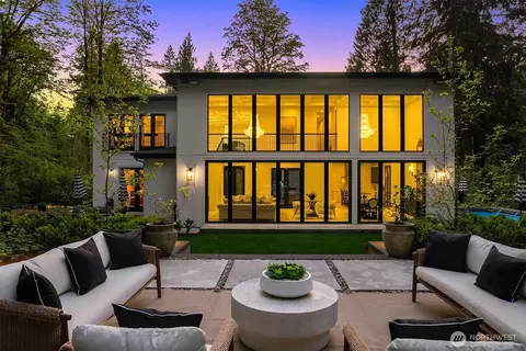 12284 196th Ave NE, Redmond, WA 98053