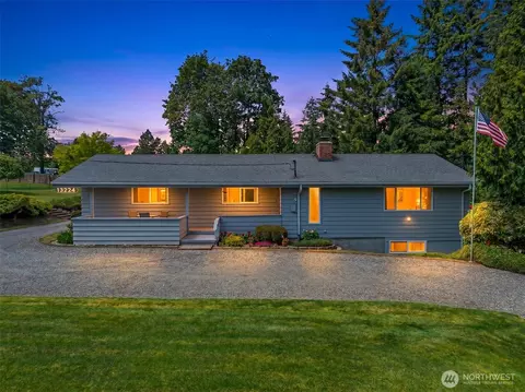 13224 SE 292nd St, Auburn, WA 98092