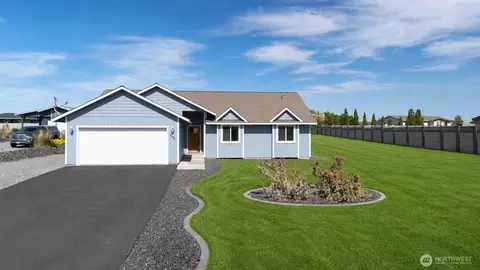 894 Desert Aire Dr SW, Mattawa, WA 99349