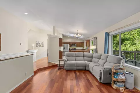 Living - 4033 120th Pl SE, Everett, WA 98208 photo 1 of 1