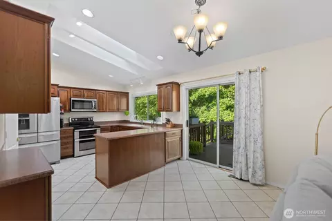 Kitchen - 4033 120th Pl SE, Everett, WA 98208 photo 1 of 2