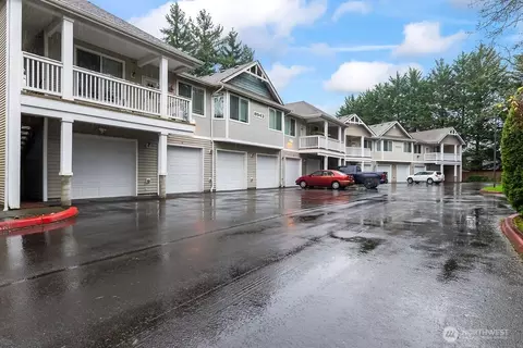 8943 Gravelly Lake Dr SW #2, Lakewood, WA 98499