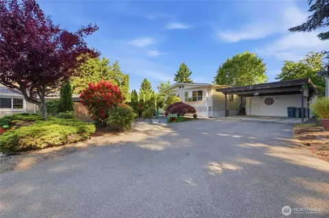 9314 Canyon Rd E #12, Puyallup, WA 98371