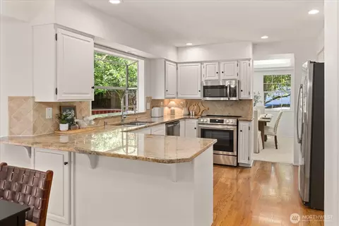 Kitchen - 1329 141st St SE, Mill Creek, WA 98012 photo 4 of 4