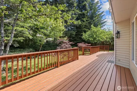 Exterior - 1329 141st St SE, Mill Creek, WA 98012 photo 4 of 8