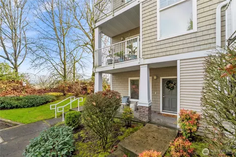 21430 40th Pl S #A, Seatac, WA 98198