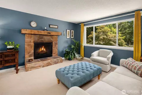 Living - 16409 29th Dr SE, Bothell, WA 98021 photo 1 of 3