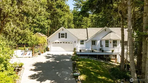 620 Coronado Ave, Coupeville, WA 98239