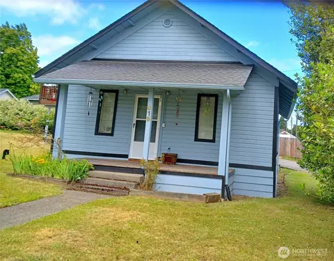 616 S Race St, Port Angeles, WA 98362