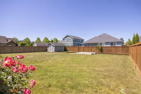 Exterior - 803 Mapleridge Dr, Everson, WA 98247 photo 7 of 9