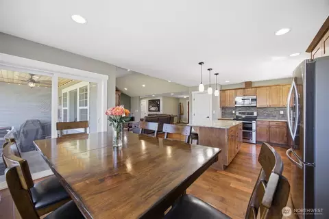 Dining - 803 Mapleridge Dr, Everson, WA 98247 photo 2 of 3